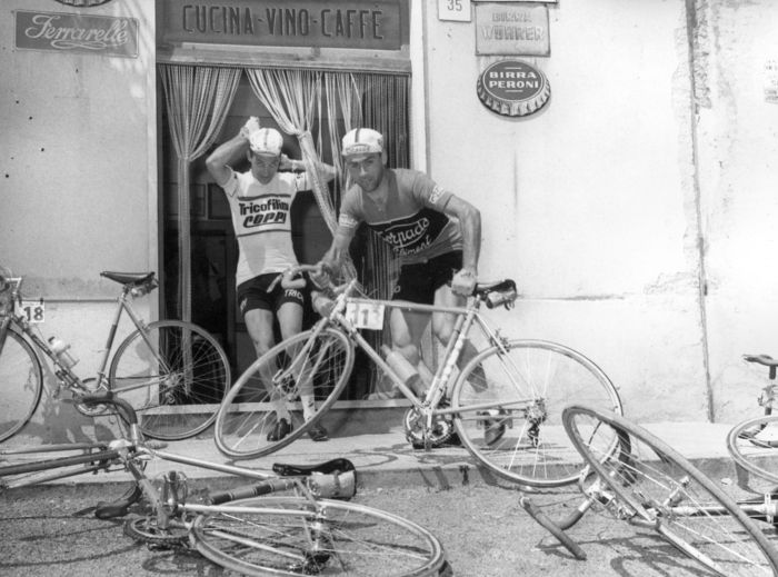 Retro Cyclists